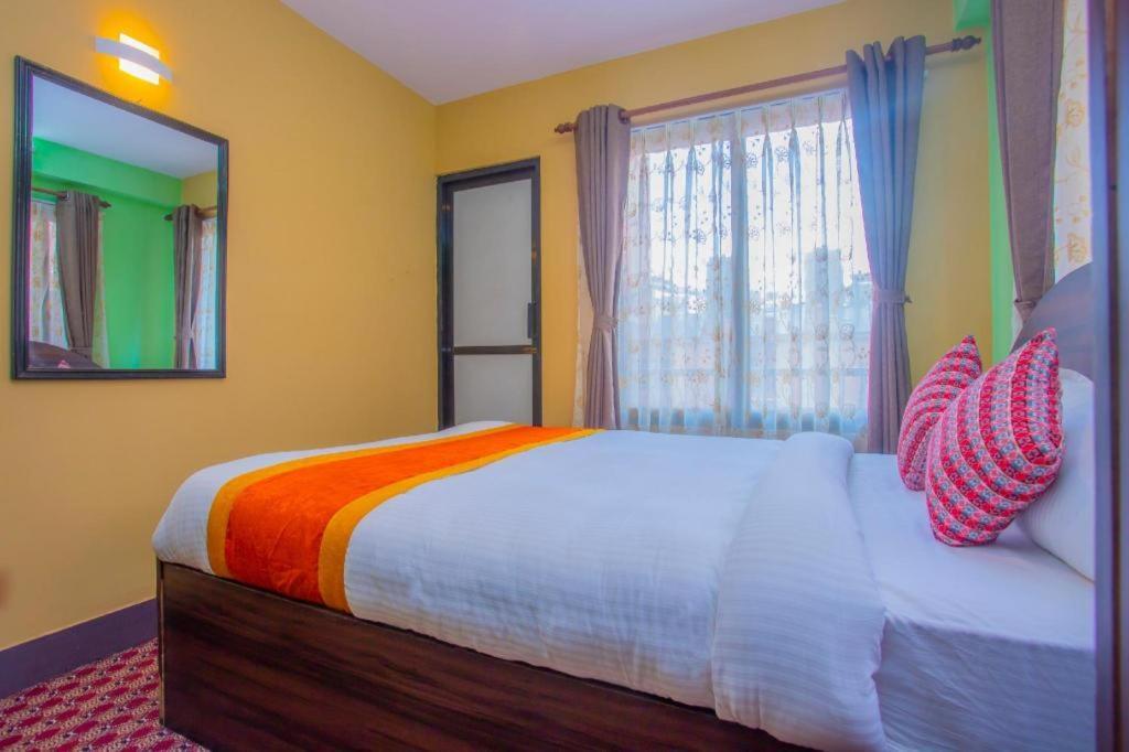 קטמנדו Oyo 492 Hotel Yeti Home מראה חיצוני תמונה